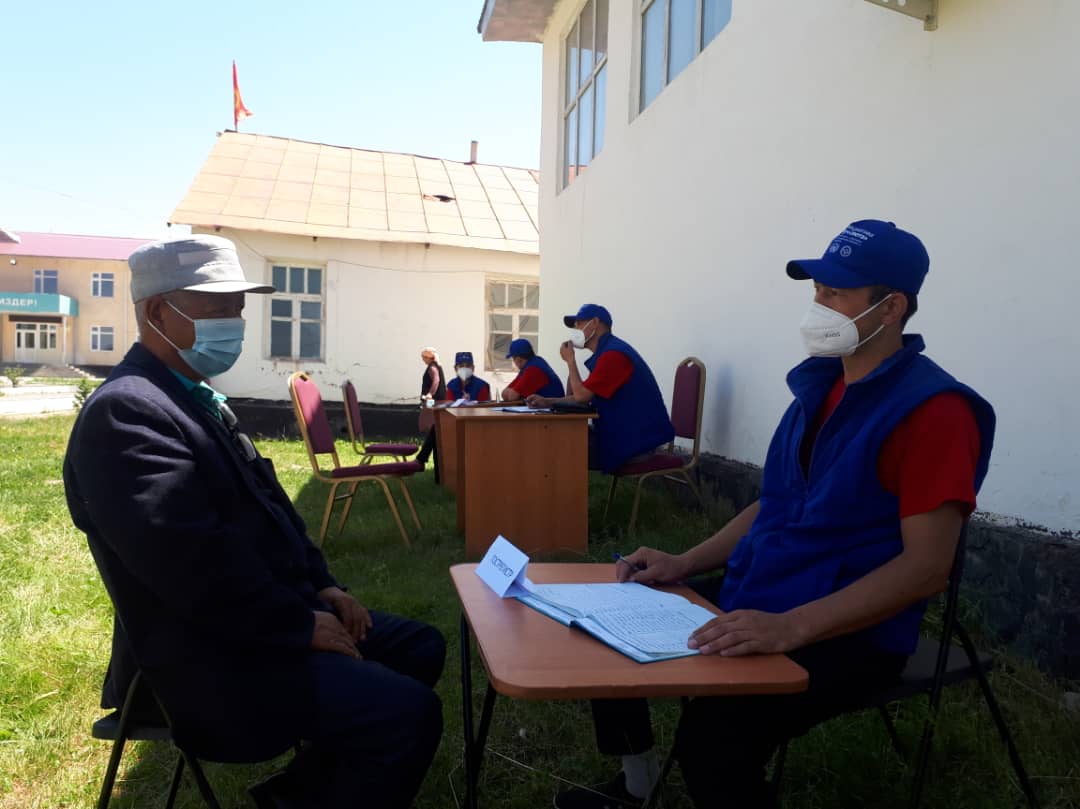 Ош облусунун Кара-Кулджа районунун жашоочуларына 62 акысыз укуктук консультациялар берилди